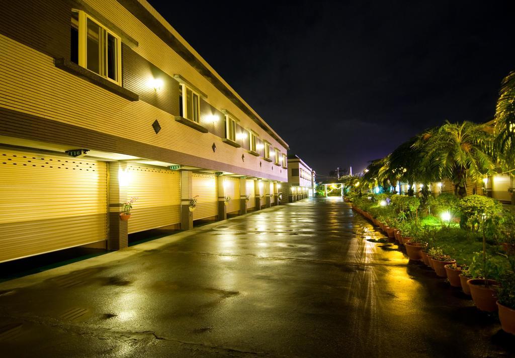 הואליין סיטי Mesasa Garden Motel מראה חיצוני תמונה